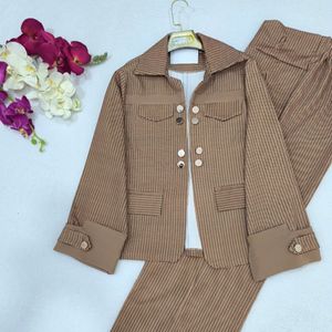 خرید آنلاین کت و شلوار زنانه طرح راسپینا