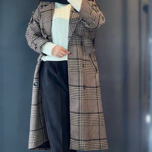 فروش اینترنتی مانتو زنانه طرح پاییزی موهر پشمی