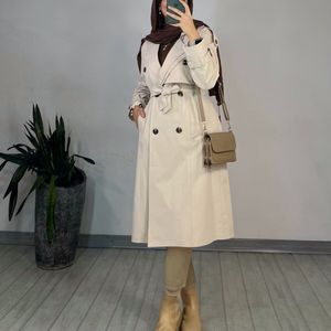 خرید آنلاین مانتو زنانه طرح بارانی