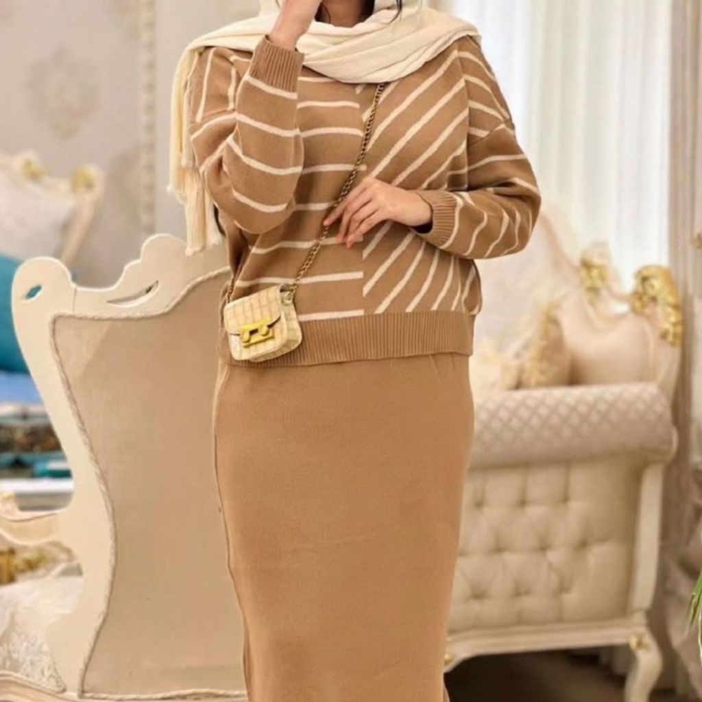 خرید انلاین ست شومیز دامن سوژه