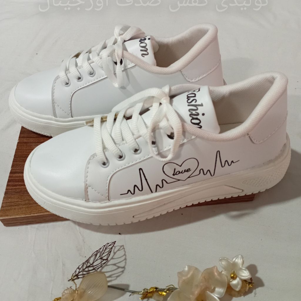 خرید انلاین کفش اسپرت ونس زنانه و دخترانه مدل ضربان قلب