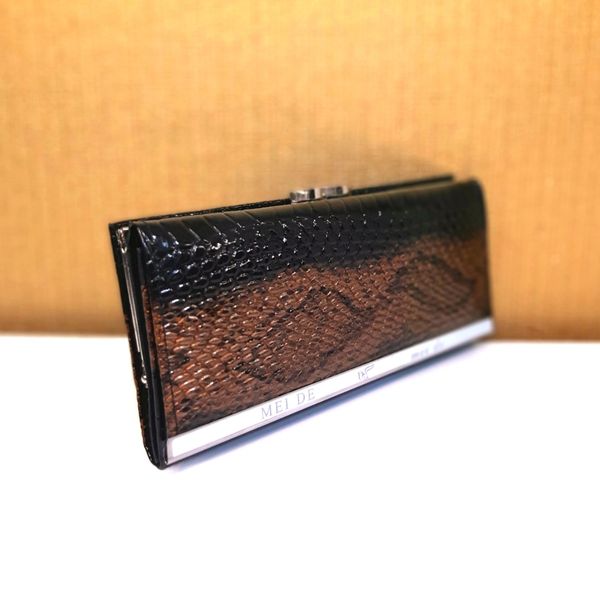 کیف پول زنانه