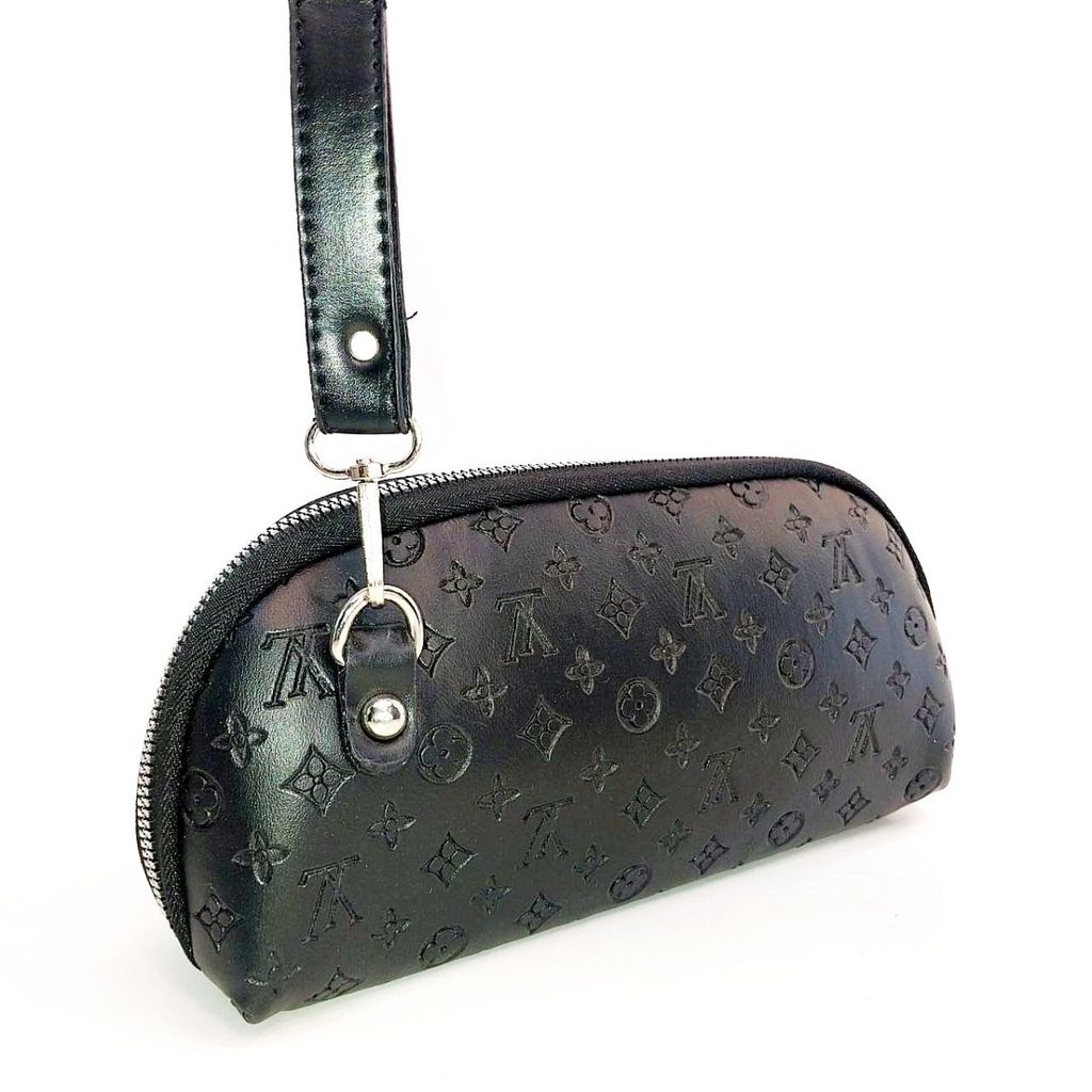 مشخصات کیف پاسپورتی پولی