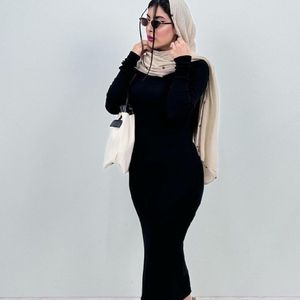 فروش اینترنتی زیرمانتویی ماکسی طرح یقه اسکی