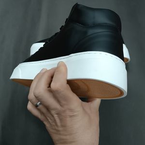 قیمت ارزان نیم بوت مردانه مشکی ضدآب pull and bear کیفیت بالا