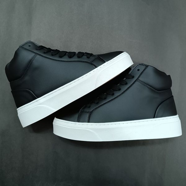 نیم بوت مردانه مشکی ضدآب pull and bear کیفیت بالا