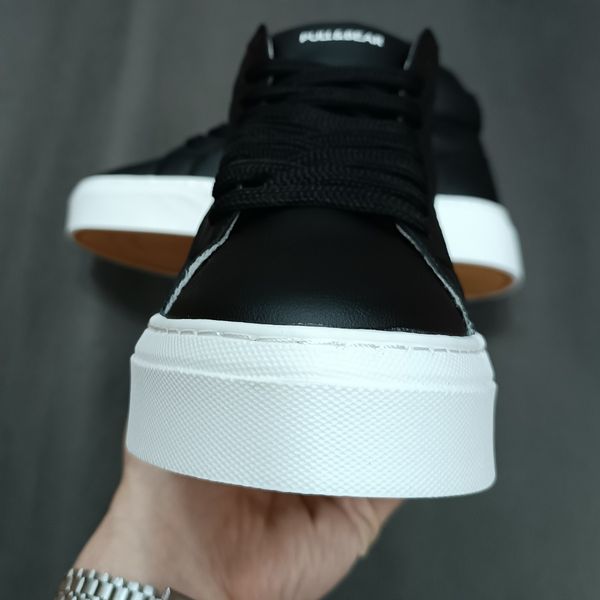 نیم بوت مردانه مشکی ضدآب pull and bear کیفیت بالا