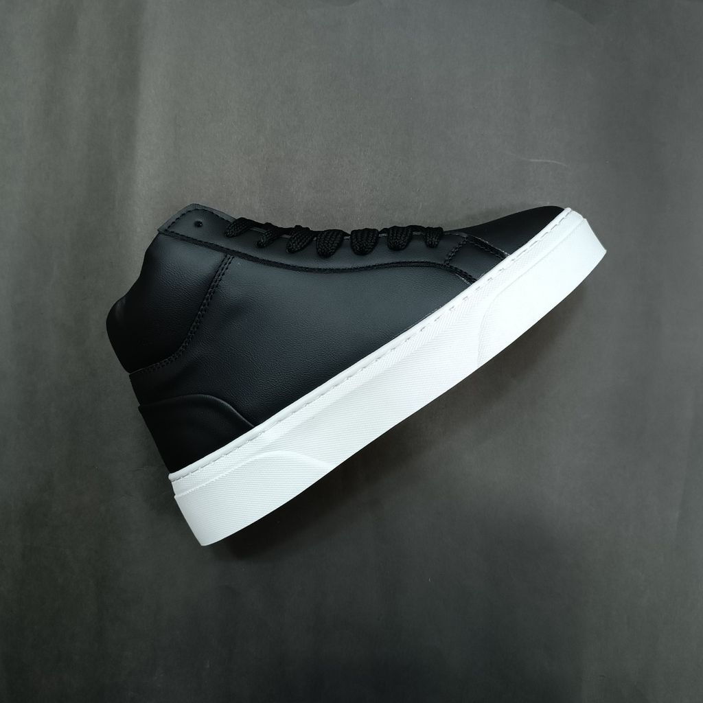 فروش اینترنتی نیم بوت مردانه مشکی ضدآب pull and bear کیفیت بالا