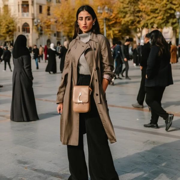 کیف پاسپورتی ایستاده