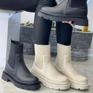 خرید اینترنتی بوت مدل چلسی برشکا بوت زنانه برشکا