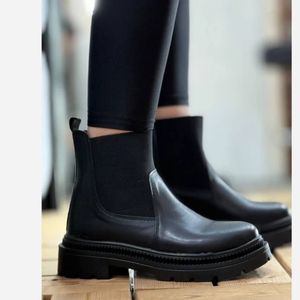بوت مدل چلسی برشکا بوت زنانه برشکا