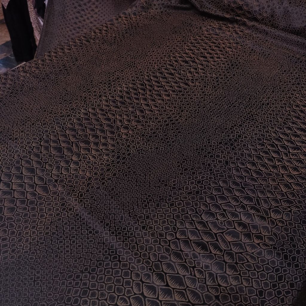 مشخصات پارچه ژاکارد طرحدار