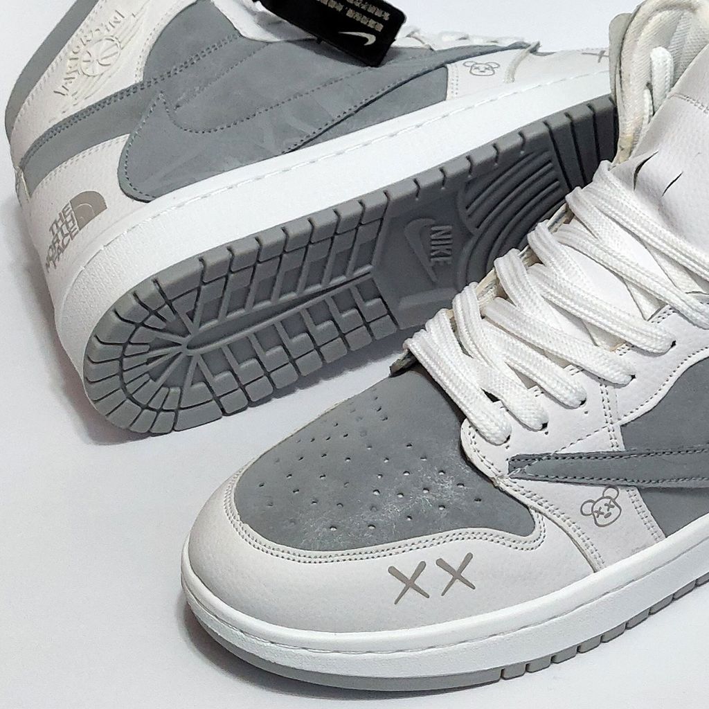 فروش اینترنتی کتونی ساقدار ترویس نورث فیس طرح جدید Travis