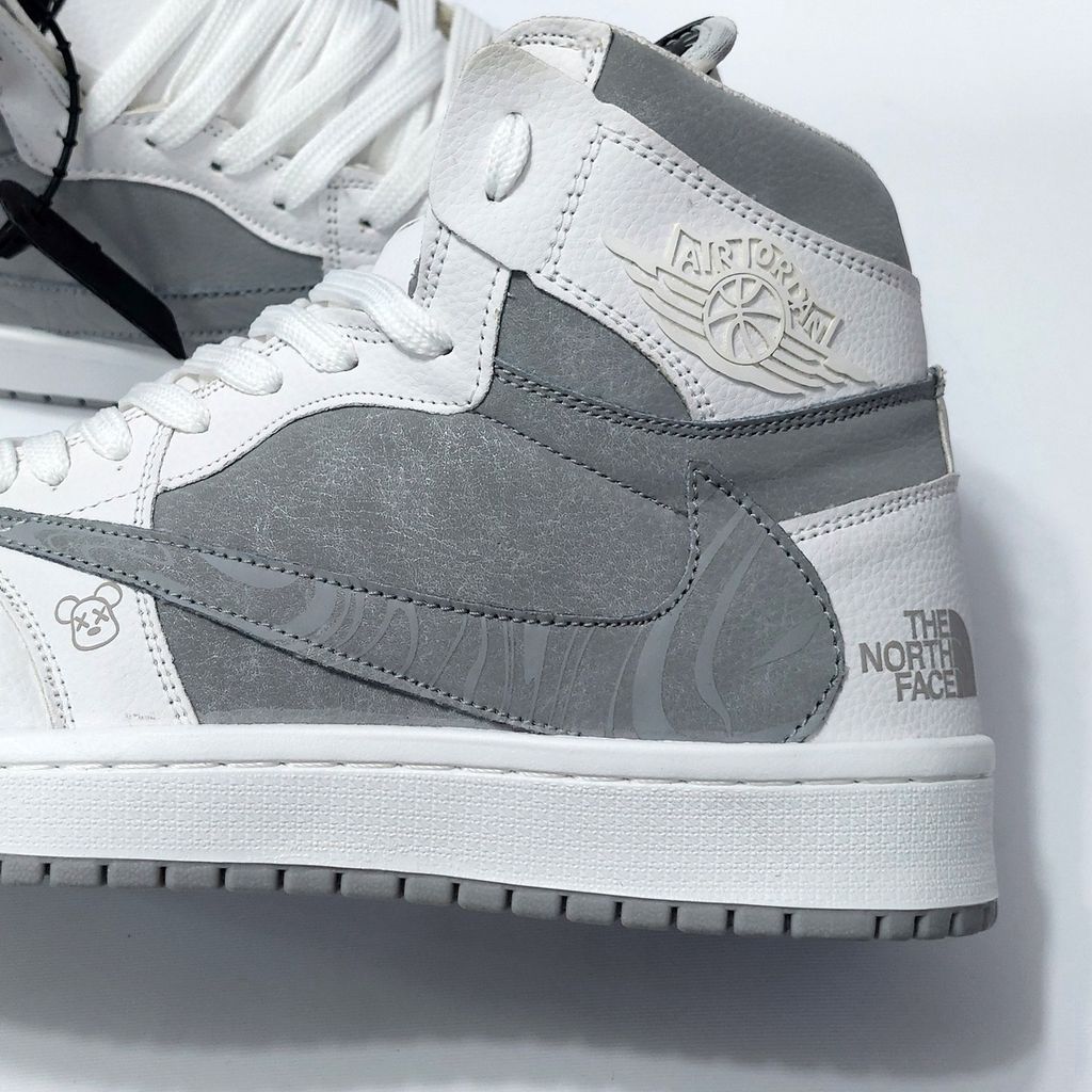 خرید آنلاین کتونی ساقدار ترویس نورث فیس طرح جدید Travis