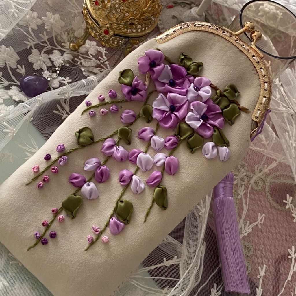 خرید انلاین کیف موبایل و عینک مدل اقاقیا