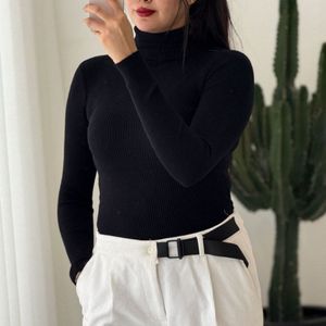 بافت زنانه طرح یقه اسکی