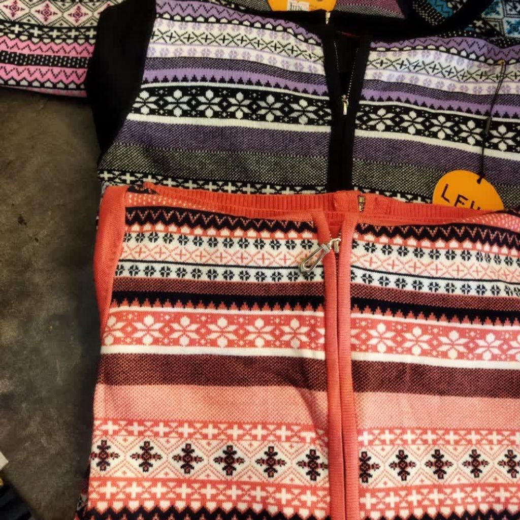 فروش اینترنتی هودی و سویشرت بافت