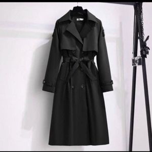 مانتوی پاییزه طرح بارونی مدل آرامیس