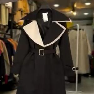 خرید انلاین بارونی کتان کجراه زیبای پاییزی