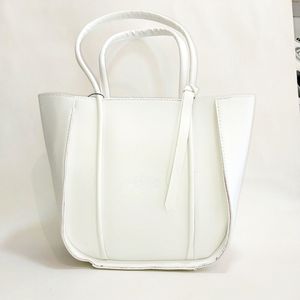 قیمت ارزان کیف دستی سبدی 013