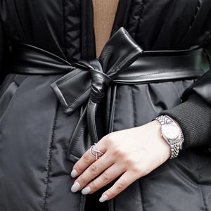 مشخصات کاپشن زنانه طرح چرم و ضد آب