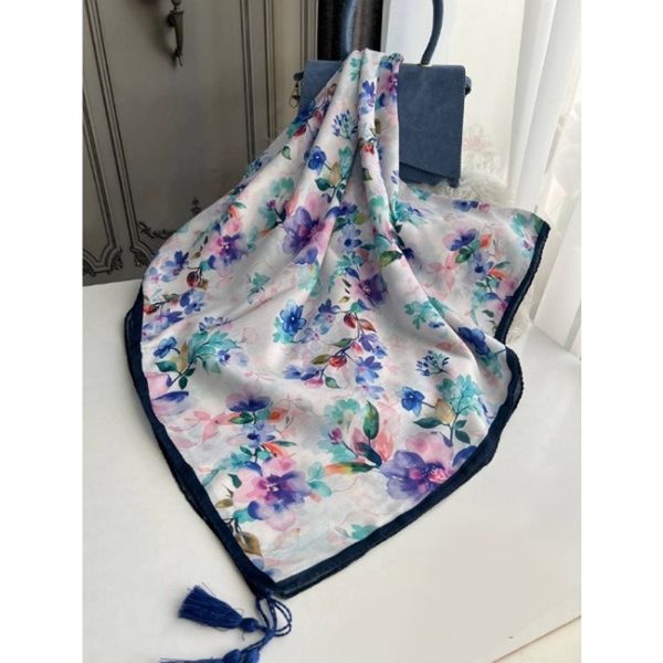 روسری نخی قواره 140 نخ گلوریا مدل آبرنگ