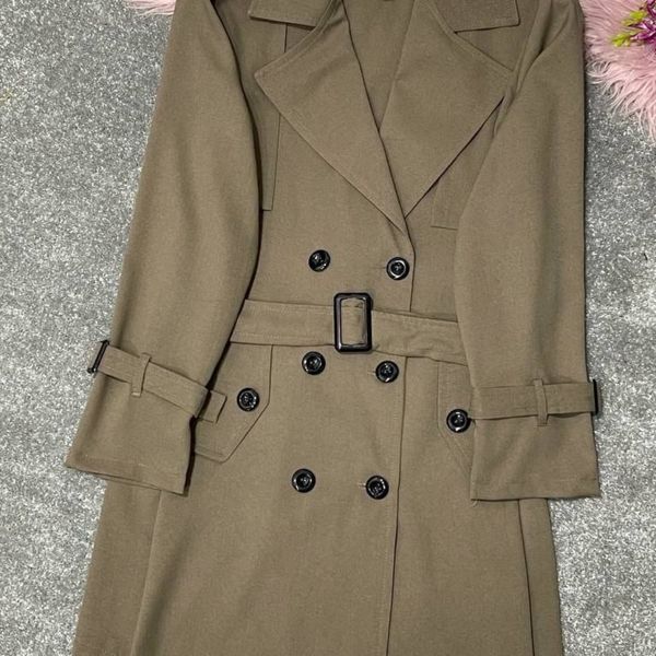 کت یقه انگلیسی