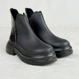 قیمت نیم بوت پشت طرح