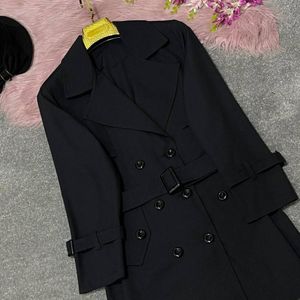 خرید اینترنتی ترنچ کت نفس