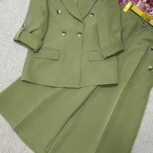 مشخصات کت شلوار گیتی