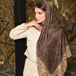 فروش اینترنتی روسری نخی قواره 120 زنانه طرحدار