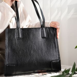 کیف مشکی فرنیکا