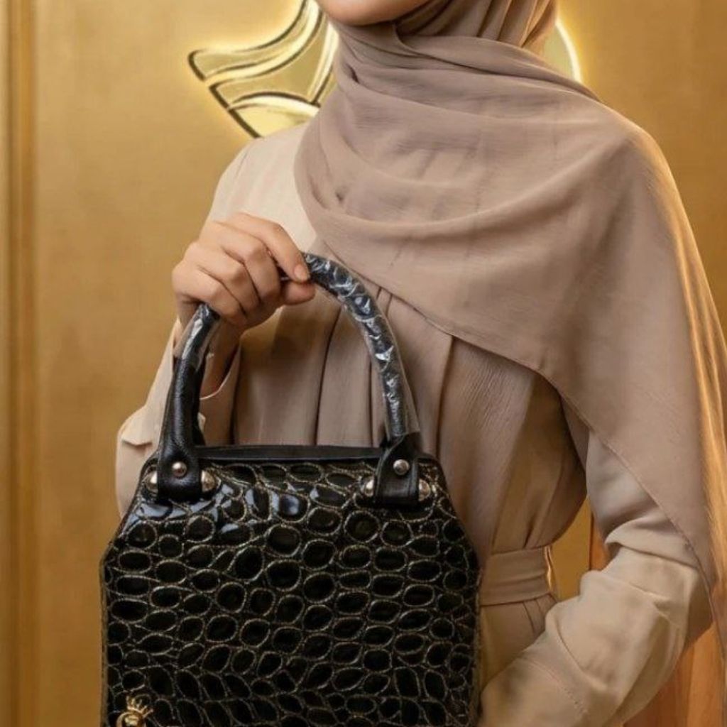 فروش اینترنتی کیف زنانه مجلسی جنس و کیفیت عالی سبک راحت