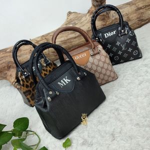 فروش اینترنتی کیف زنانه مجلسی جنس و کیفیت عالی سبک راحت