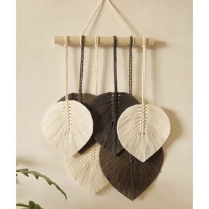 دیوارکوب‌برگ مکرومه بافی مدل گلناز