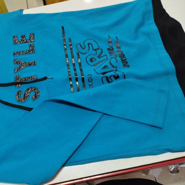 بلوز پسرانه طرح هودی