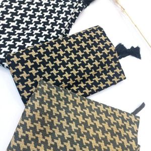 خرید اینترنتی شال برشکا پاییزه