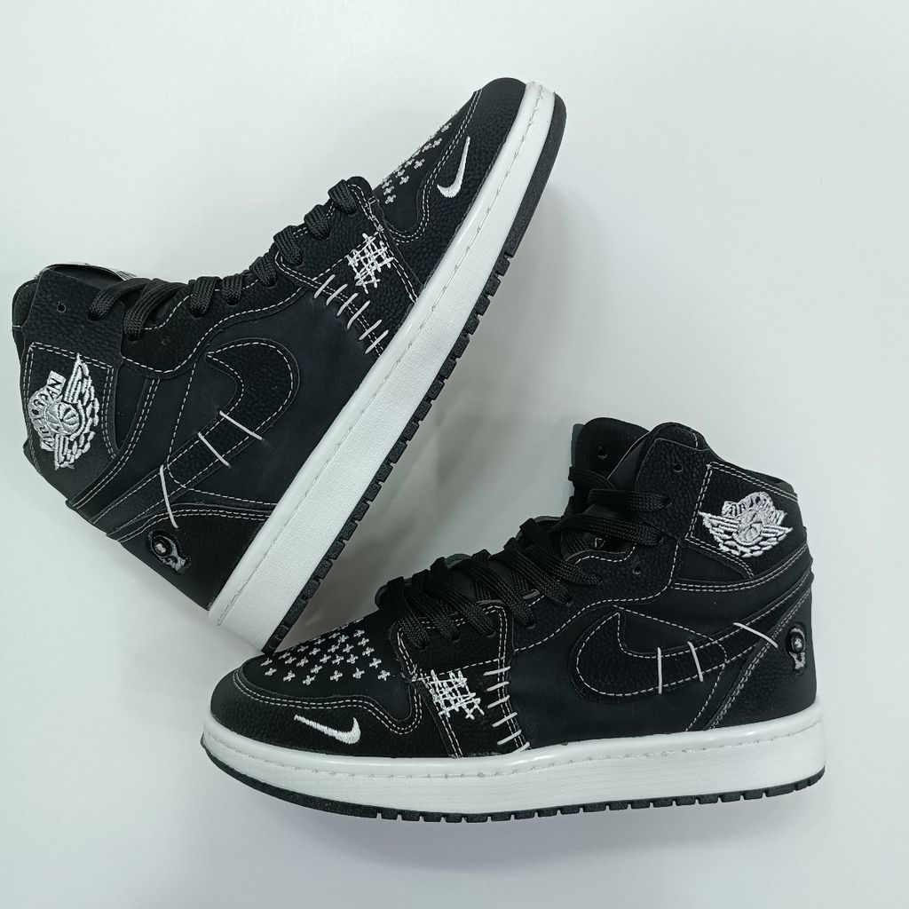 خرید اینترنتی کتونی مردانه جردن وودو مشکی ساقدار کیفیت بالا