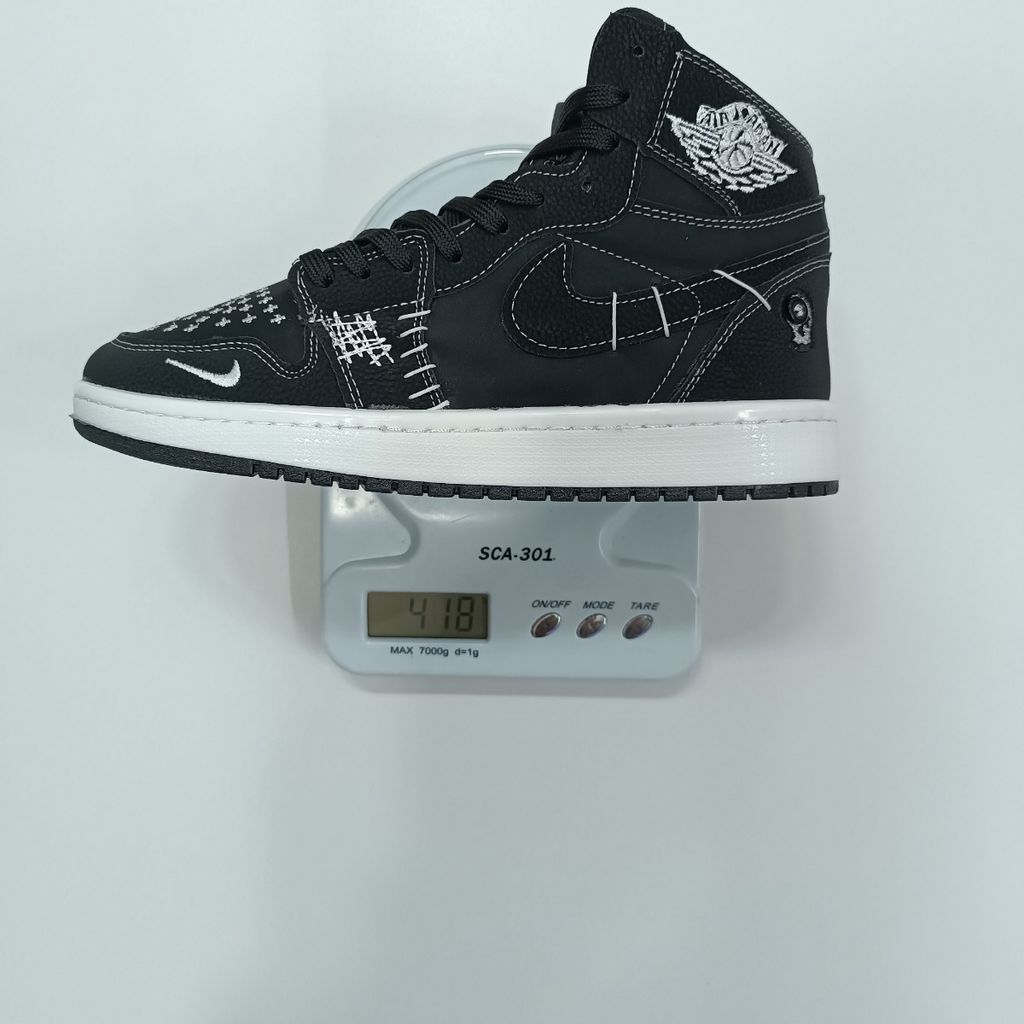 خرید انلاین کتونی مردانه جردن وودو مشکی ساقدار کیفیت بالا