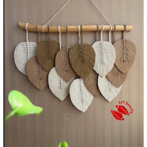 دیوارکوب برگ مکرومه بافی طرح نازنین