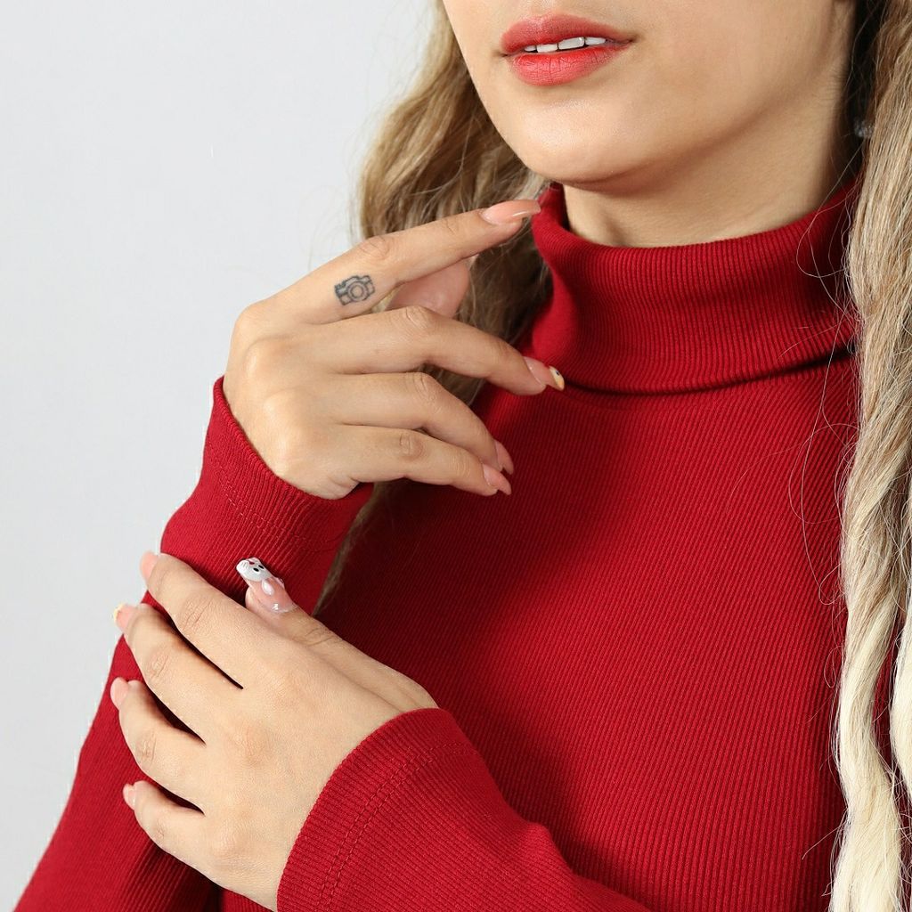 خرید انلاین بلوز یقه اسکی زنانه