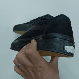 مشخصات کتونی ونس اولداسکول مشکی کیفیت بالا