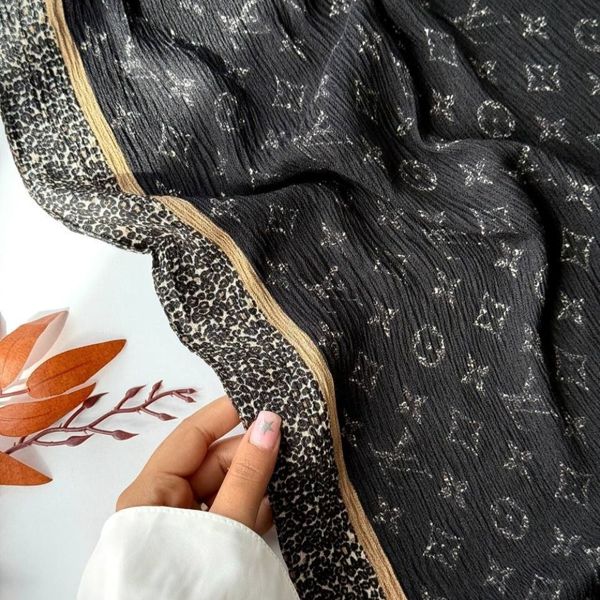 شال برشکا طرحدار پاییزه