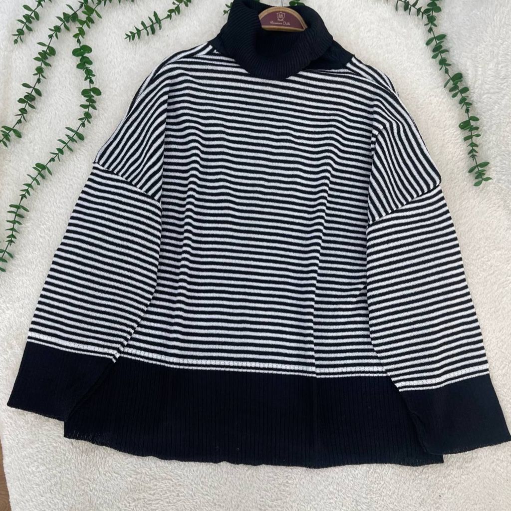 خرید اینترنتی بافت زنانه طرح لش وانوش