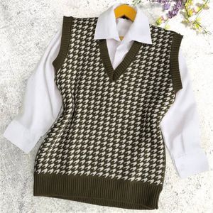 خرید آنلاین بافت زنانه طرح ژیله