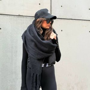 شال بیگ اسکارف