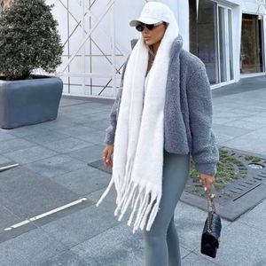 مشخصات شال بیگ اسکارف