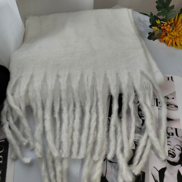 شال بیگ اسکارف