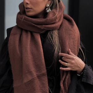 خرید انلاین بیگ اسکارف قهوه ای پشمی
