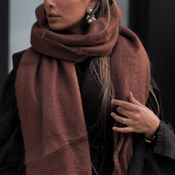 بیگ اسکارف قهوه ای پشمی